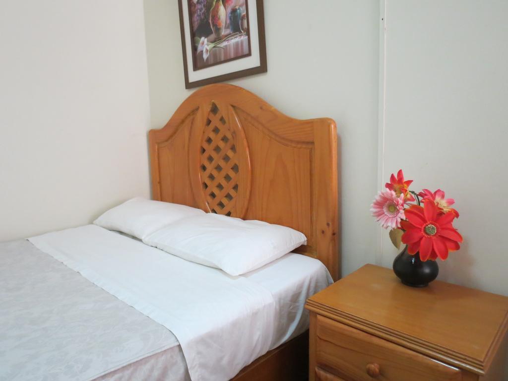 Bed and Breakfast Residencial El Sol De Los Pinos Trujillo Exteriér fotografie